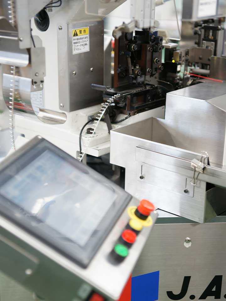 製造 MANUFAC TURING